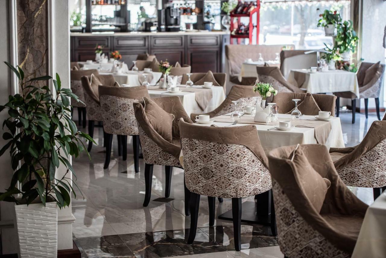 The Royal Mezbon Hotel & Spa Tashkent Luaran gambar